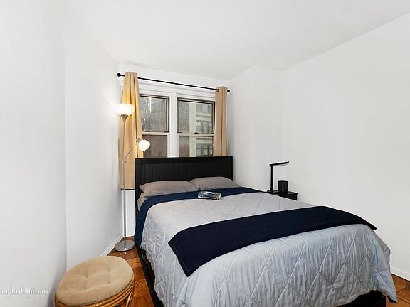 4th image of 120 4th Ave #9D