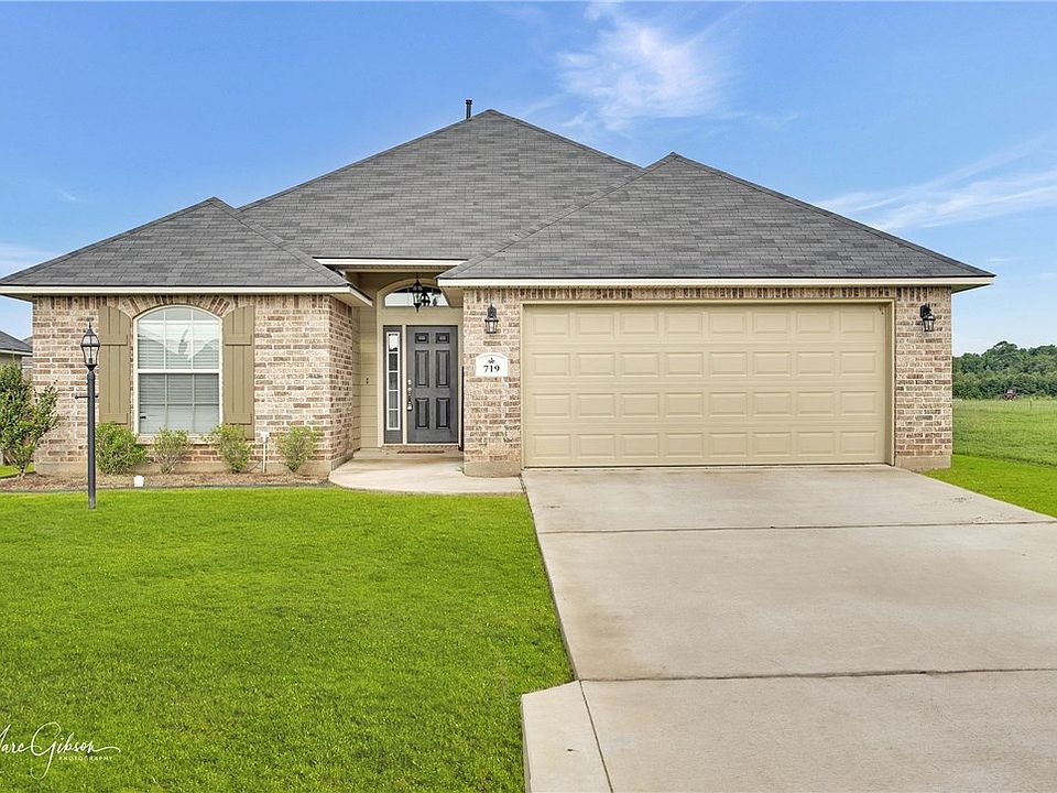 719 Bianca St, Haughton, LA 71037 Zillow