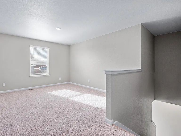 1573 Northcroft Dr — Photo 30