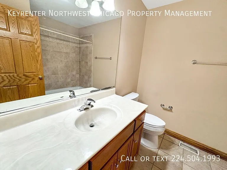 160 Lincoln St — Photo 23