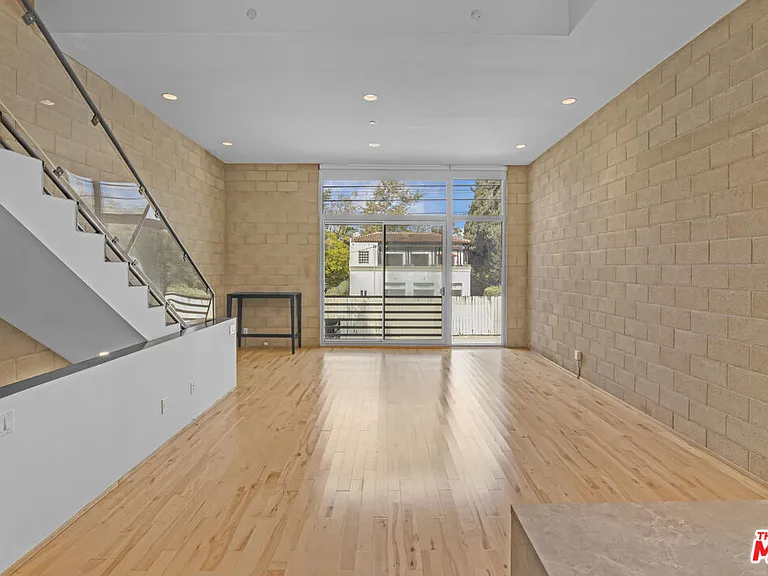 717 N Highland Ave #16 — Photo 14
