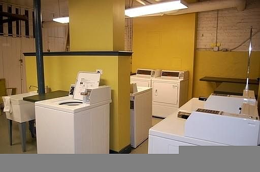4th image of 1700 W Touhy Ave #8-01