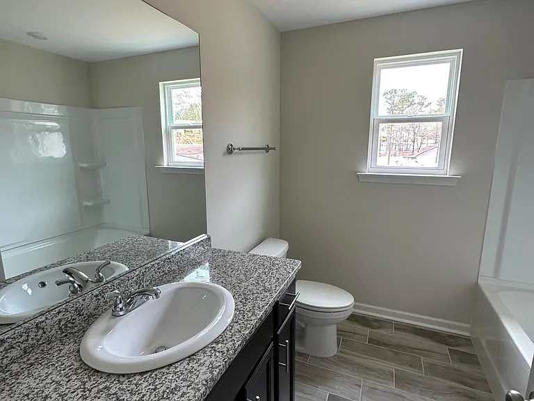 440 Couples Dr — Photo 14