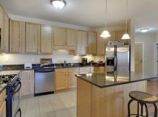 619 8th St SE UNIT 312, Minneapolis, MN 55414