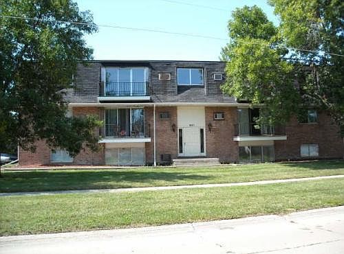 2nd image of 3801 Bauer Dr APT 10