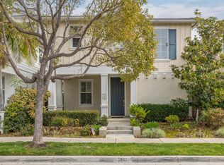 980 Matthews Ln, Brea, CA 92821