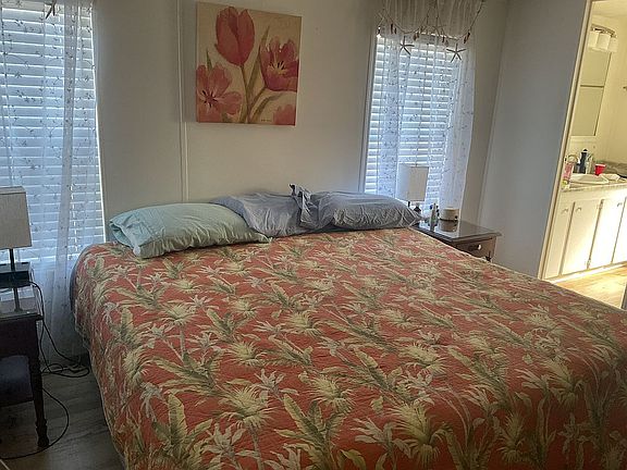 Master with king bed