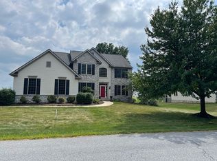 14 Ridgefield Dr, Lancaster, PA 17602