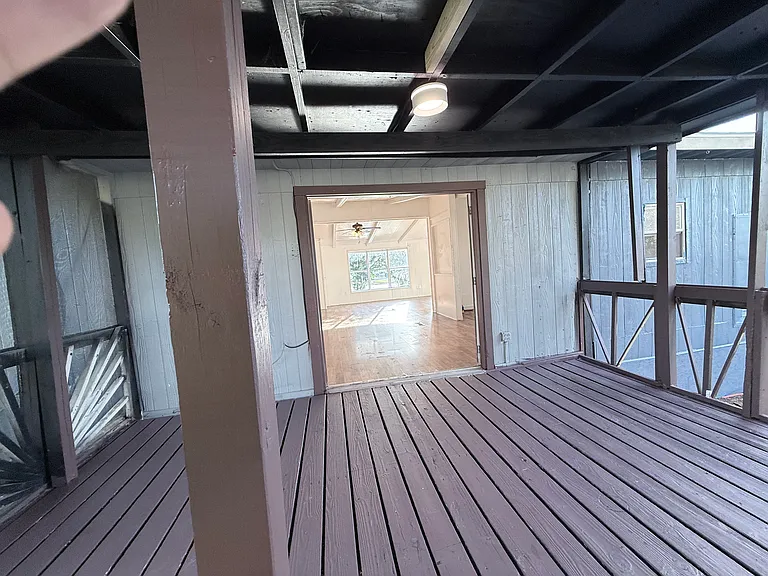 111 King Rd — Photo 21