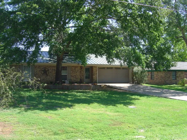 207 Woodcrest St, Elkhart, TX 75839