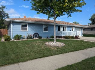 325 17th Ave NE, Jamestown, ND 58401