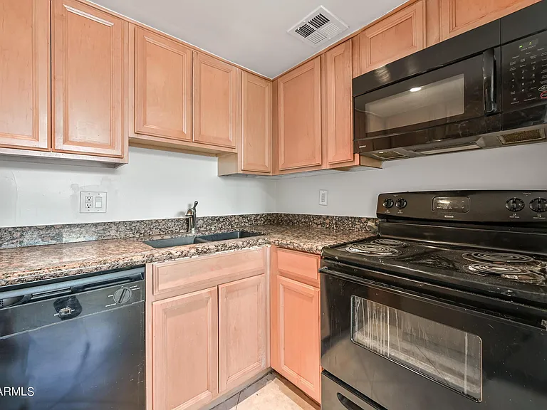 1234 N 36th St #211 — Photo 7