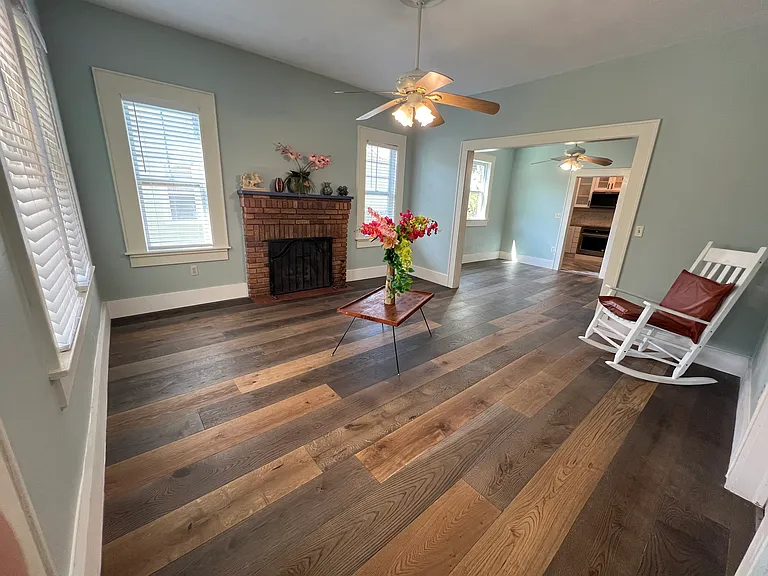 316 Bay St — Photo 3