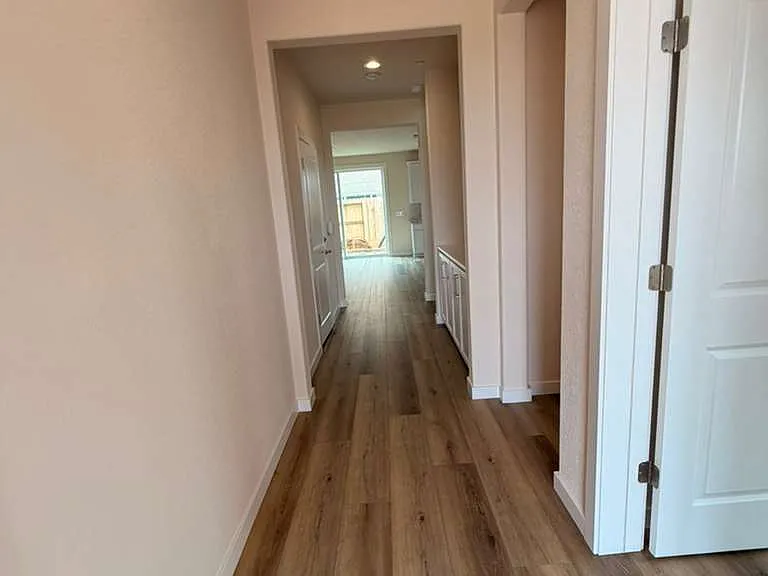 3950 Aura Way — Photo 38