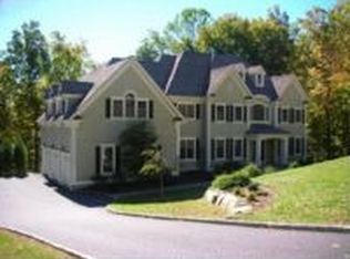 176 Barnegat Rd, Pound Ridge, NY 10576