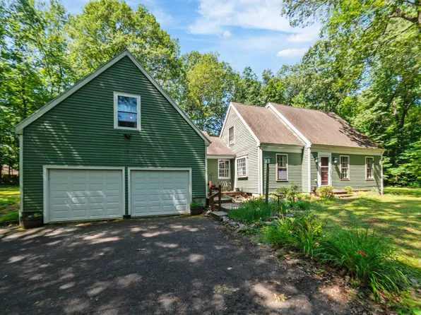 163 Hickory Lane, Southbury, CT 06488