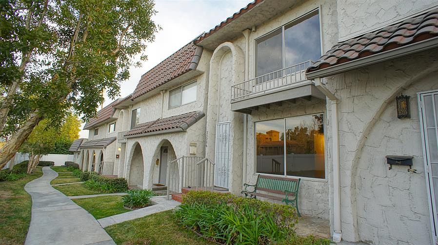 1st image of 25286 Avenida Dorena