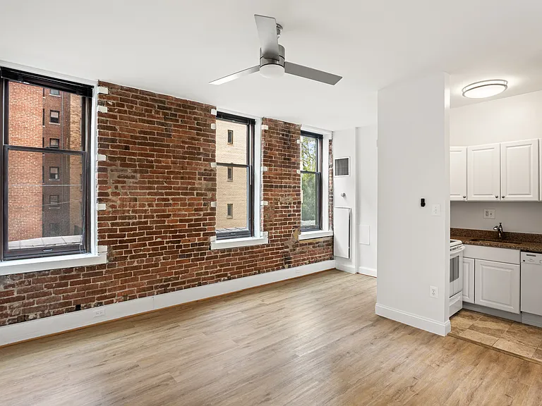 1615 Q St NW #210 — Photo 6