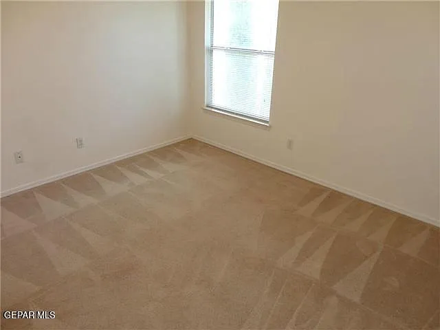 5729 Green Castle Rd — Photo 14