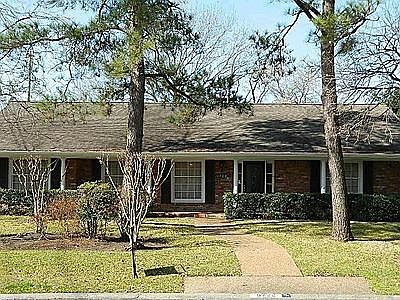 1st image of 9722 Cliffwood Dr