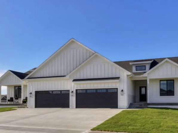 1302 NW 32nd St, Ankeny, IA 50023