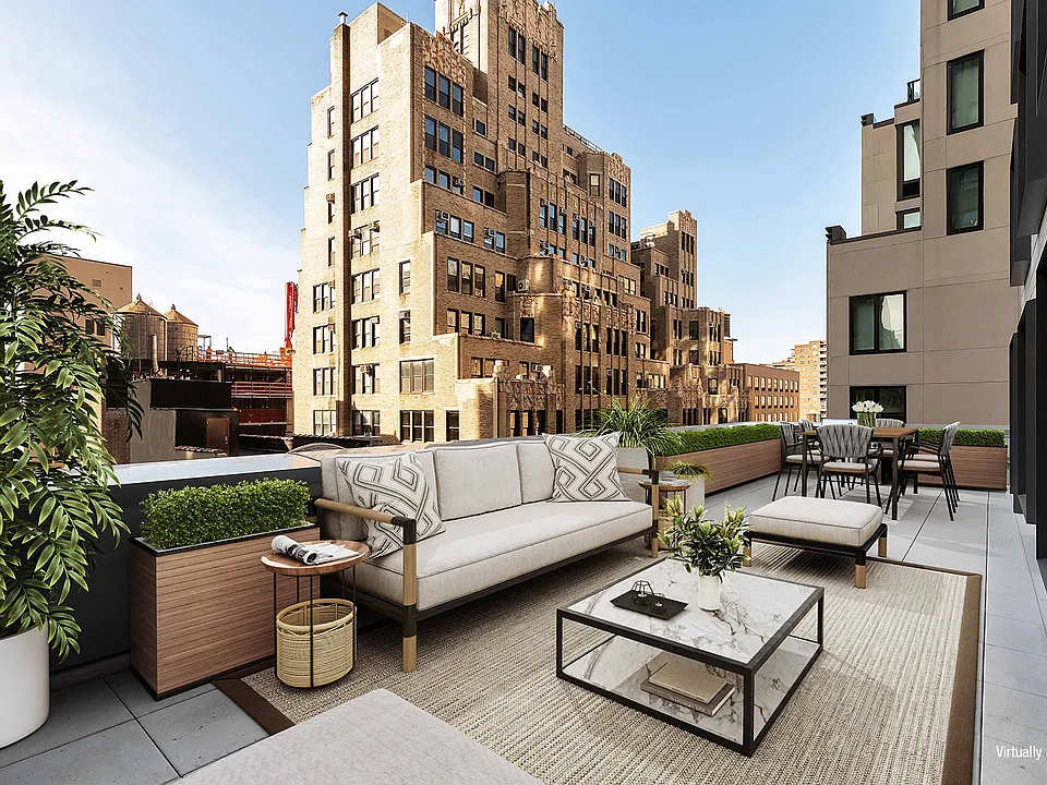 211 W 29th St #12A