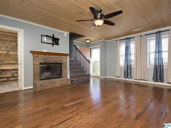 5th image of 2020 English Dr SW