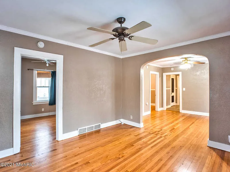 Thumbnail 16