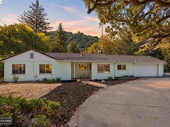 3rd image of 24227 Palomares Rd