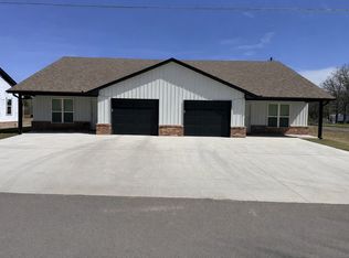 1876 N Jones Ave, Tahlequah, OK 74464