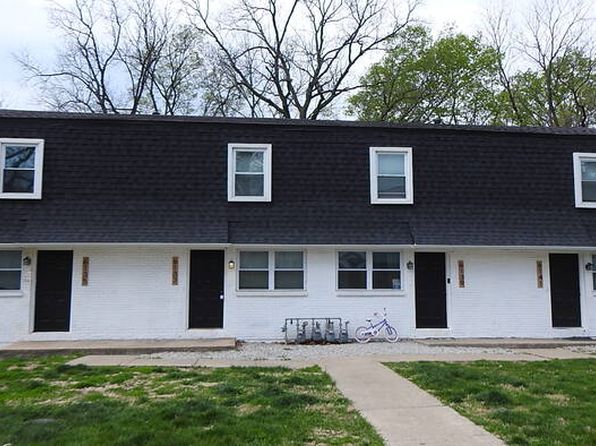 6137 Farrow Ave