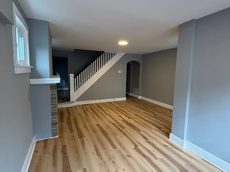 6327 Waldron St — Photo 1