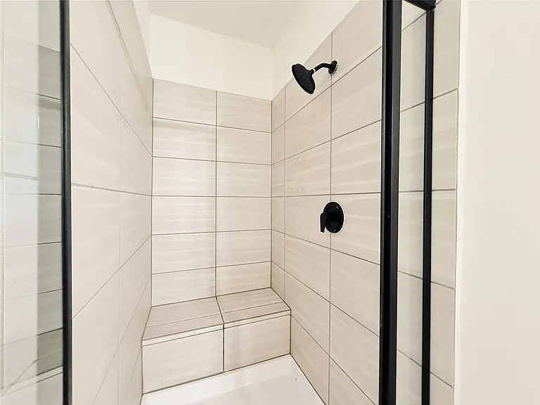 16575 Oasis Glade Dr — Photo 13