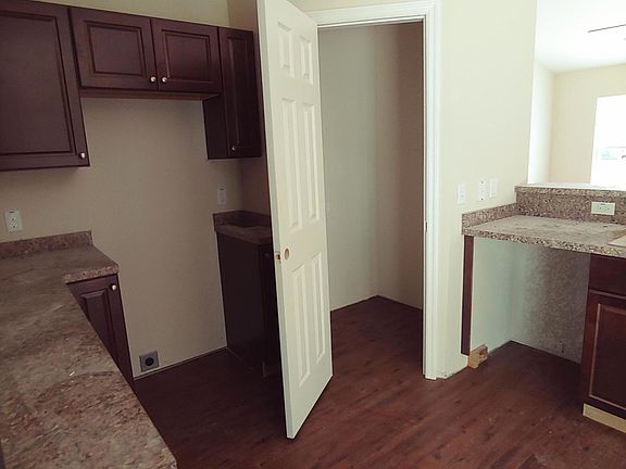 4th image of 7068 SE 123rd Pl