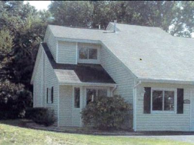 11 Green Meadow Dr, Clifton Park, NY, 12065