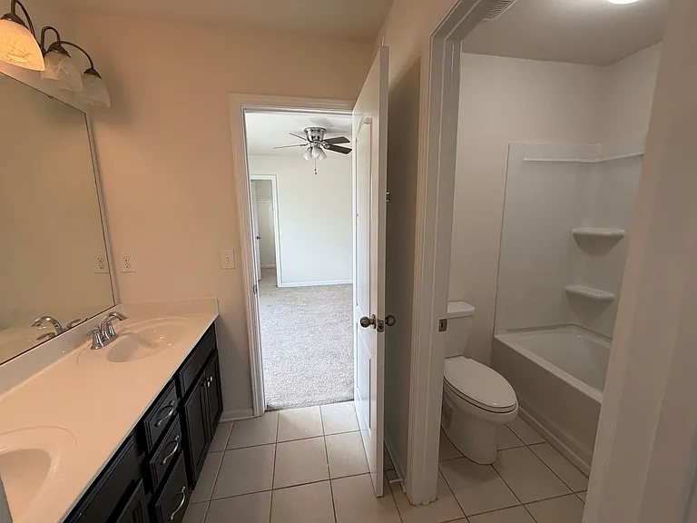 137 Sequoia St — Photo 15
