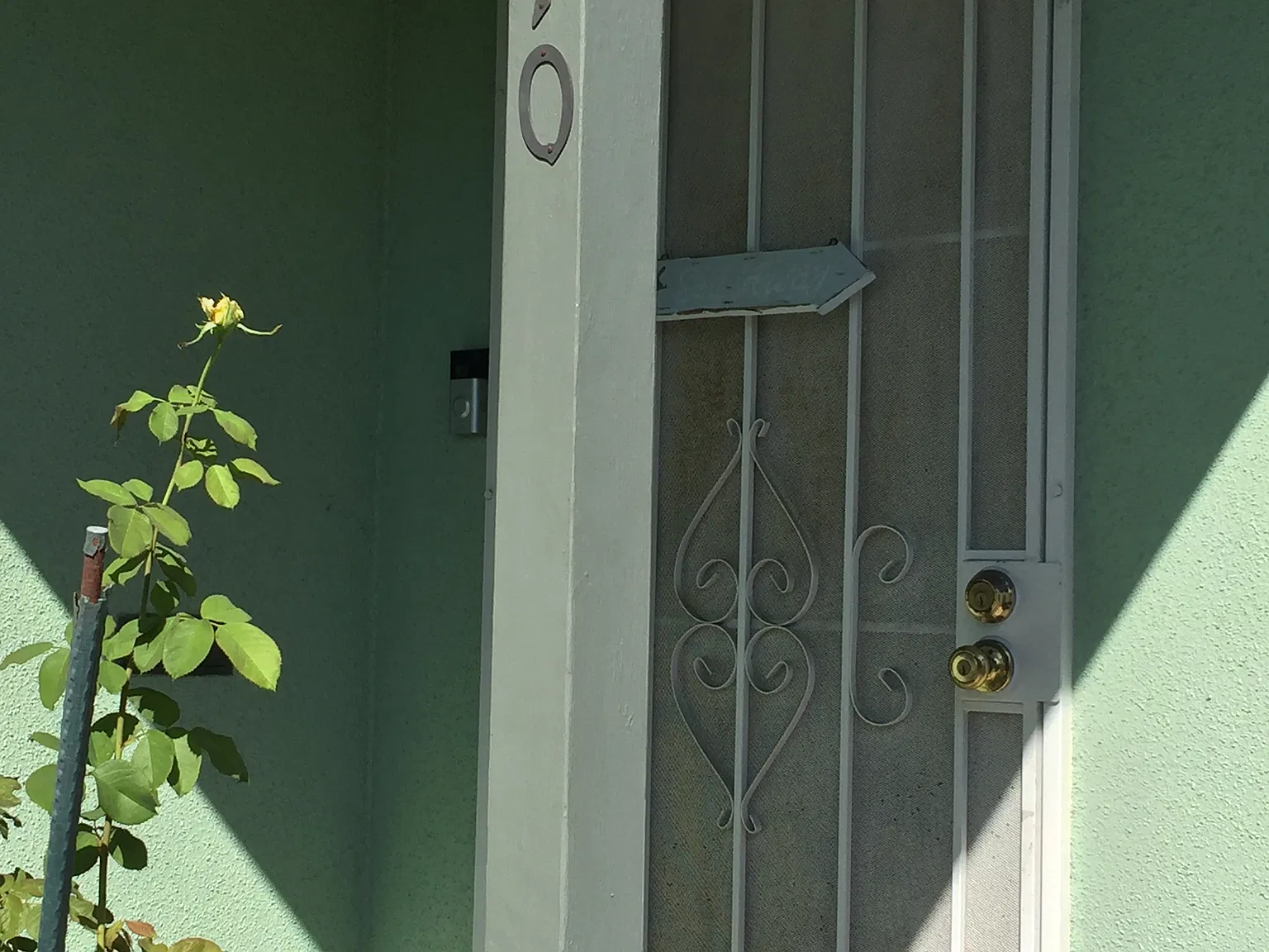 2 bed, 950 sqft, $2,300 — Photo 3