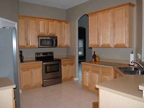 3rd image of 1005 Kersfield Cir