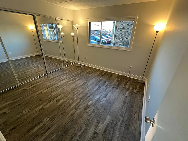 5846 W 77th St #103 — Photo 2