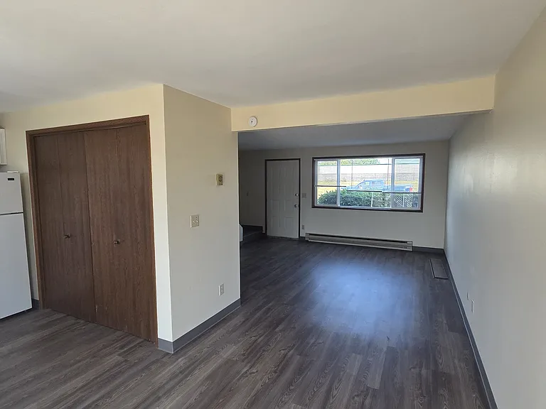 615 N Main St — Photo 6