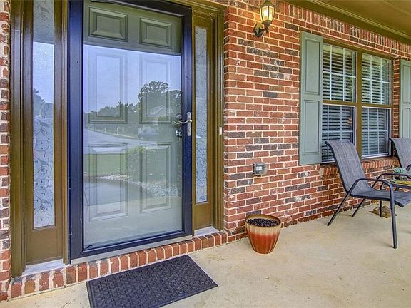 4th image of 3320 Battlement Cir