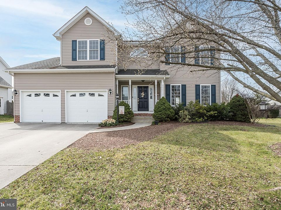 1st image of 105 Maverick Ct