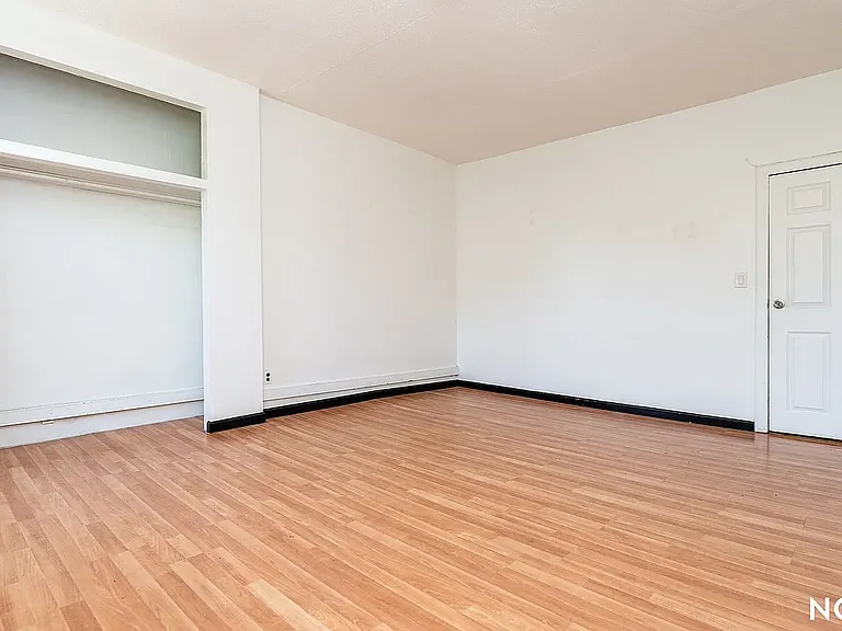 191 Graham Ave #2 — Photo 16