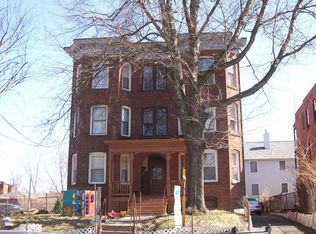 208 Park Ter, Hartford, CT 06106
