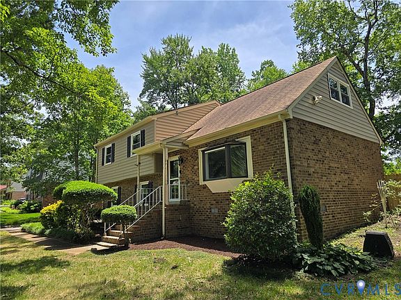 4th image of 10109 Waltham Dr