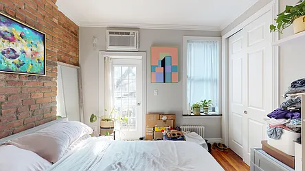 Rented by Bond New York