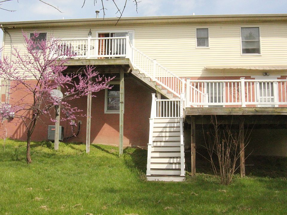 2nd image of 131 Pioneers Rd