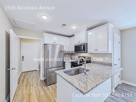 5th image of 2306 Railroad Ave