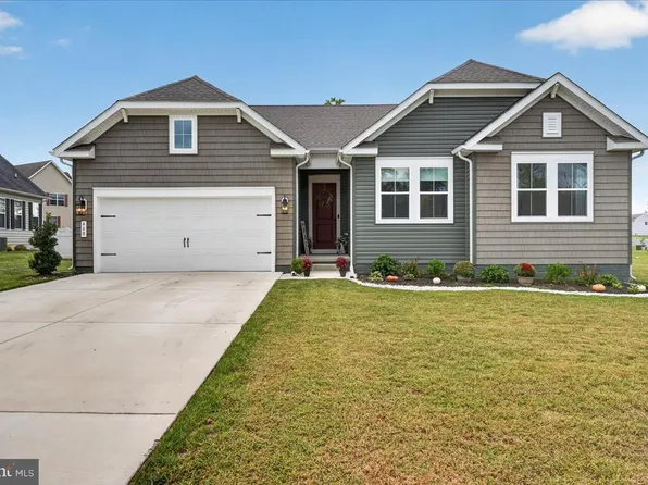 468 Tall Oak Dr, Felton, DE 19943