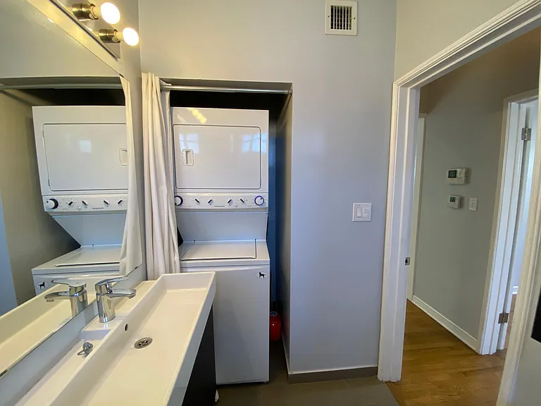 642 N Gardner St #644-1/2 — Photo 13